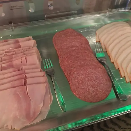 阿玛德斯酒店 酒店 2*